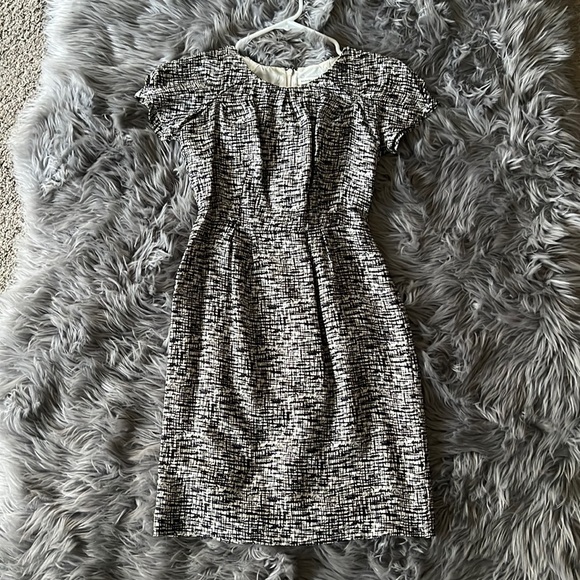 Classy midi dress - Picture 1 of 7